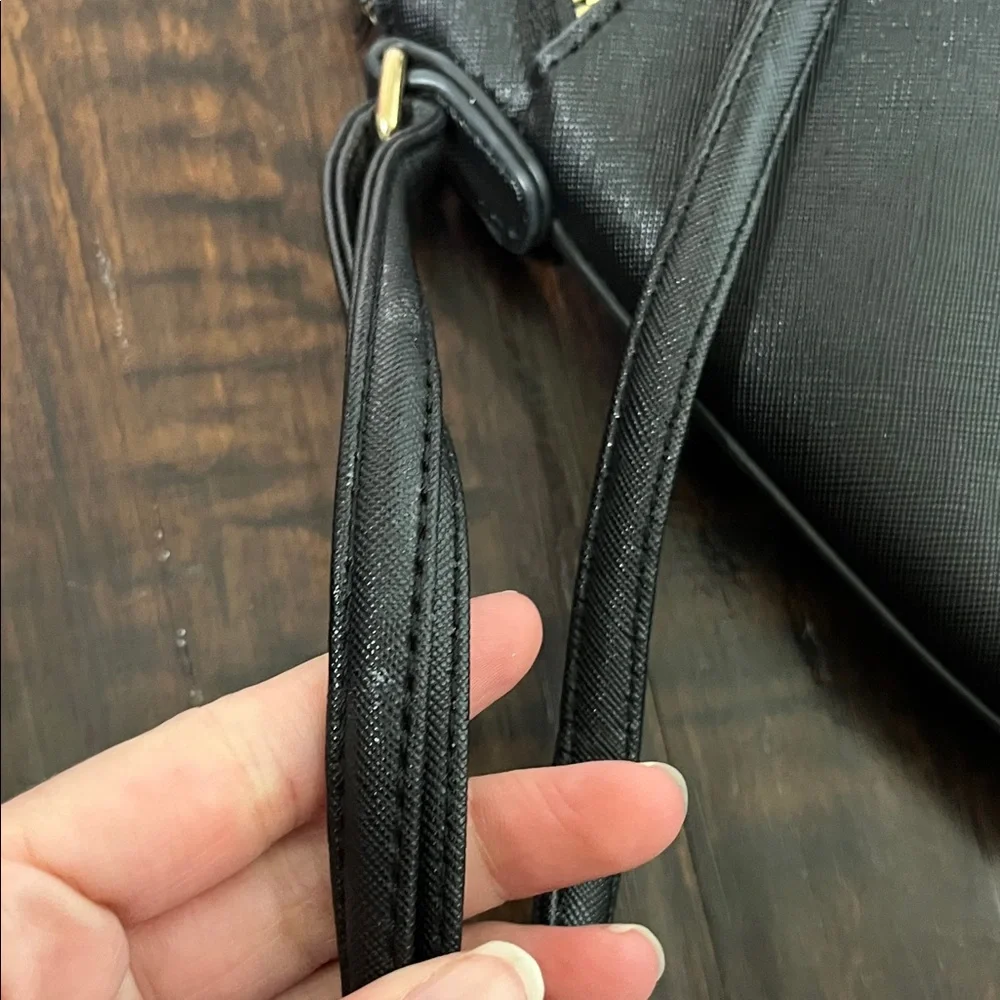 Elegant Black Crossbody Bag